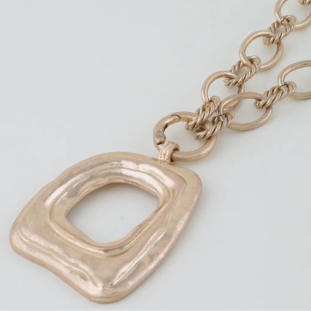 Statement Rippled Cubic Necklace (5029)